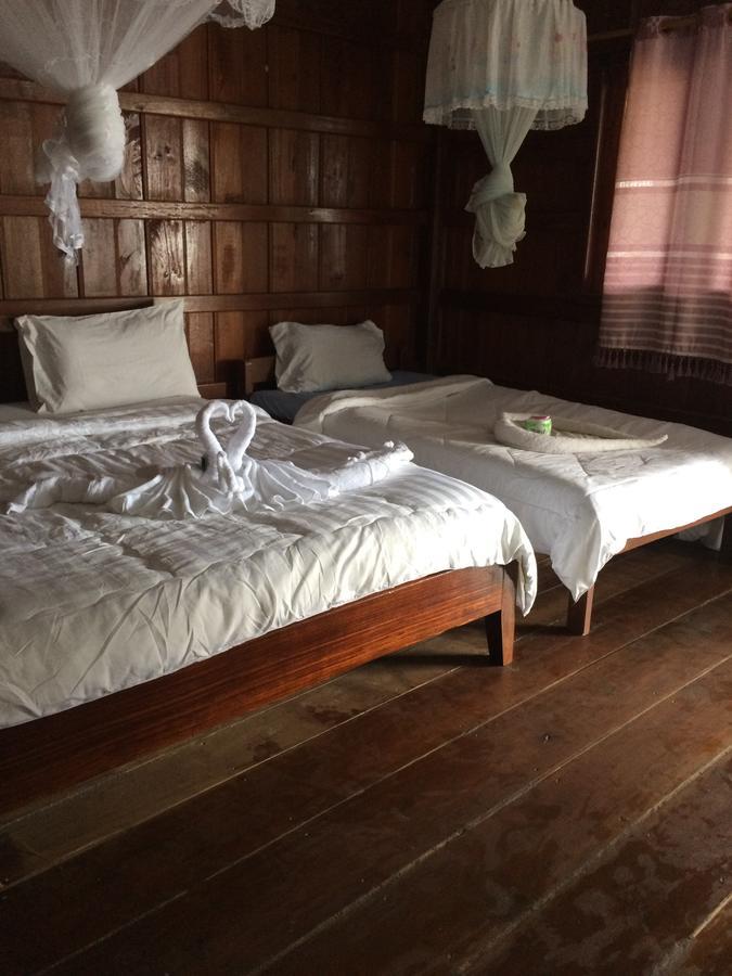 ホテルRiverside Bungalow Ban Dondét エクステリア 写真
